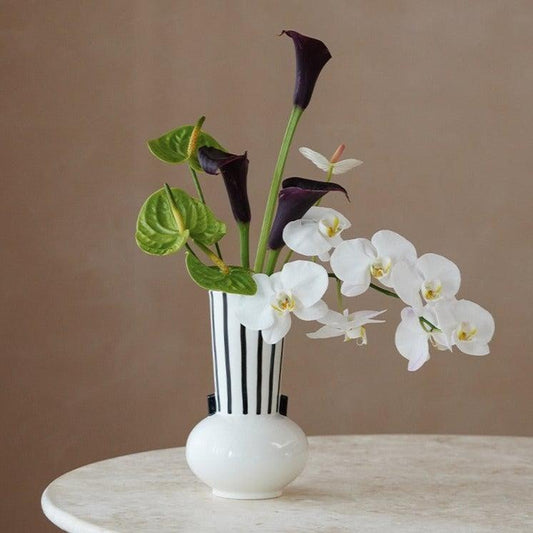 Momo - V-Ear Vase-Furnishings- A Bit Sleepy | Homedecor Concept Store