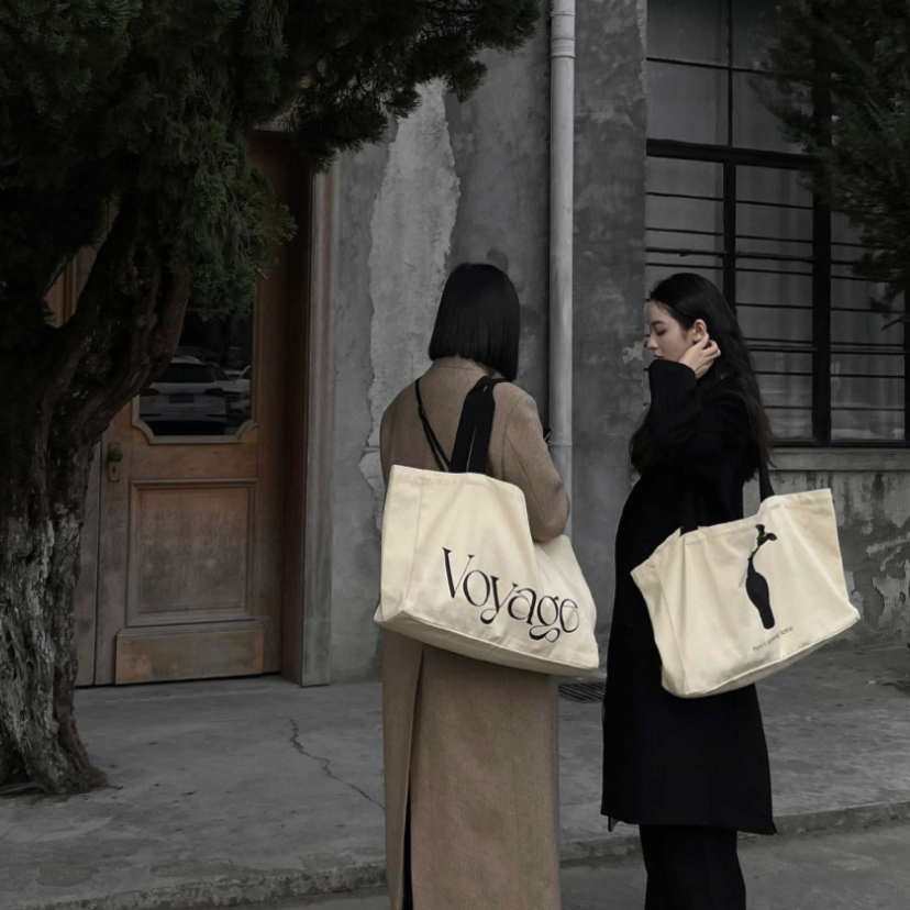 More - Voyage Canvas Tote Bag-Outdoor- A Bit Sleepy | Homedecor Concept Store